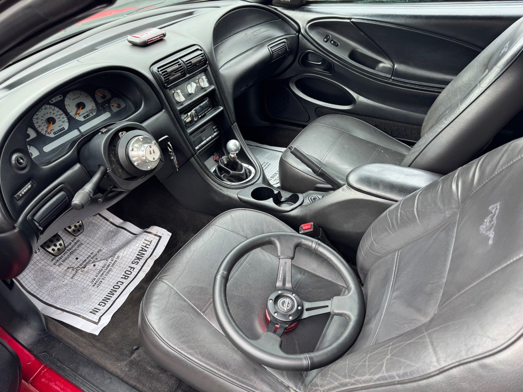 1998 Ford Mustang Image 12