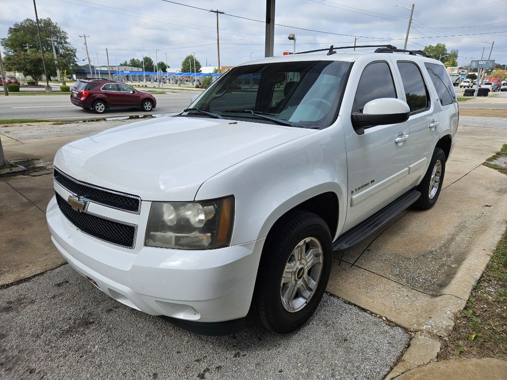 2009 Chevrolet Tahoe Image 2