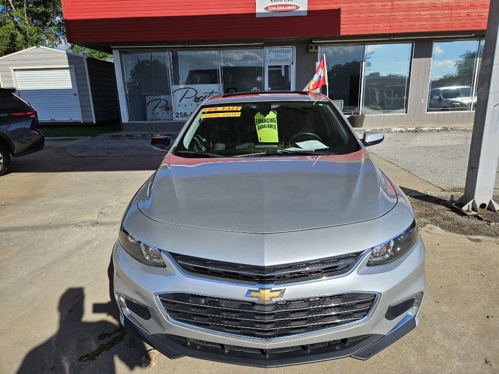 2018 Chevrolet Malibu Image 2