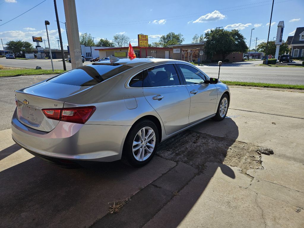 2018 Chevrolet Malibu Image 5