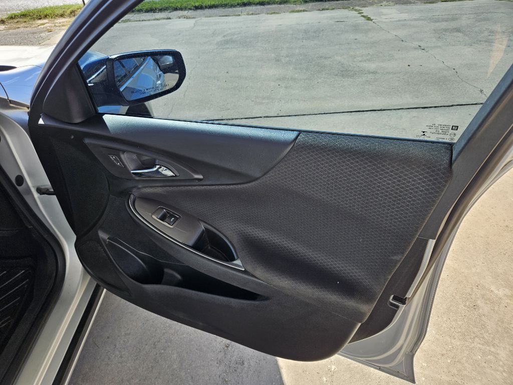 2018 Chevrolet Malibu Image 17