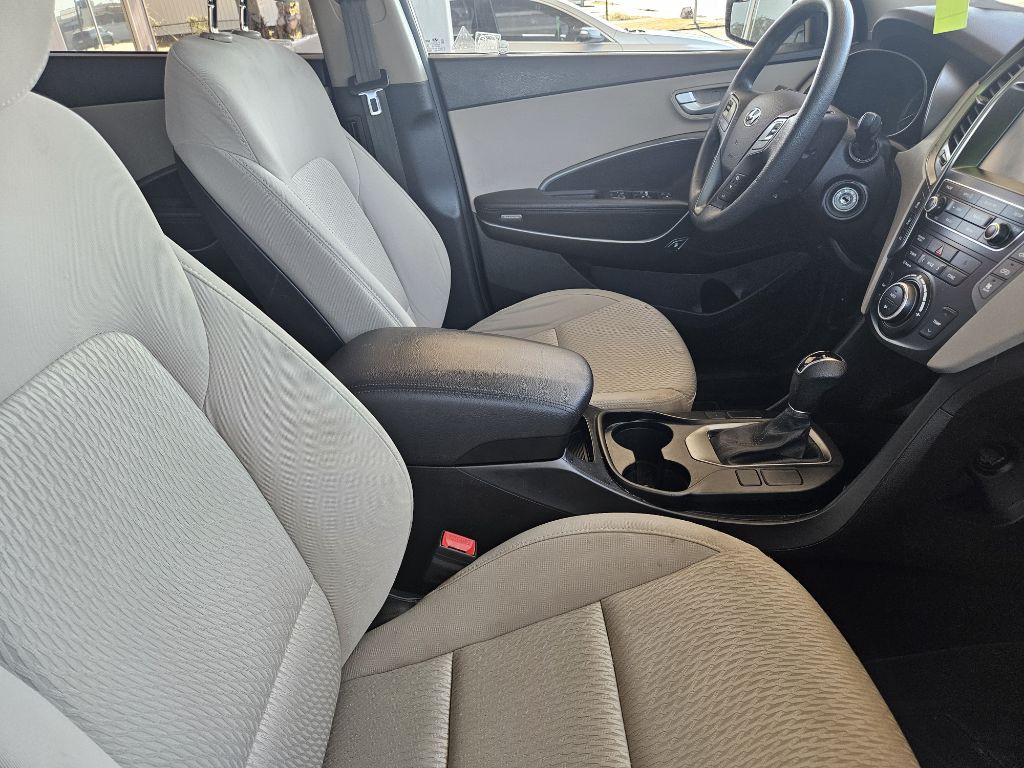 2018 Hyundai Santa Fe Image 13