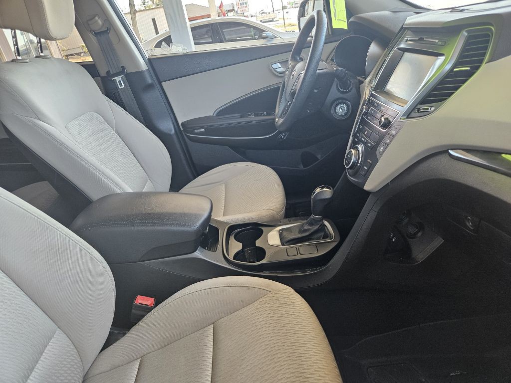 2018 Hyundai Santa Fe Image 14