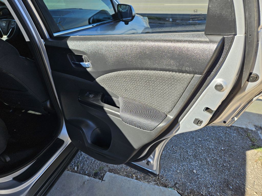 2015 Honda CR-V Image 16