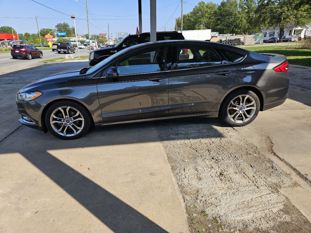 2017 Ford Fusion Image 4