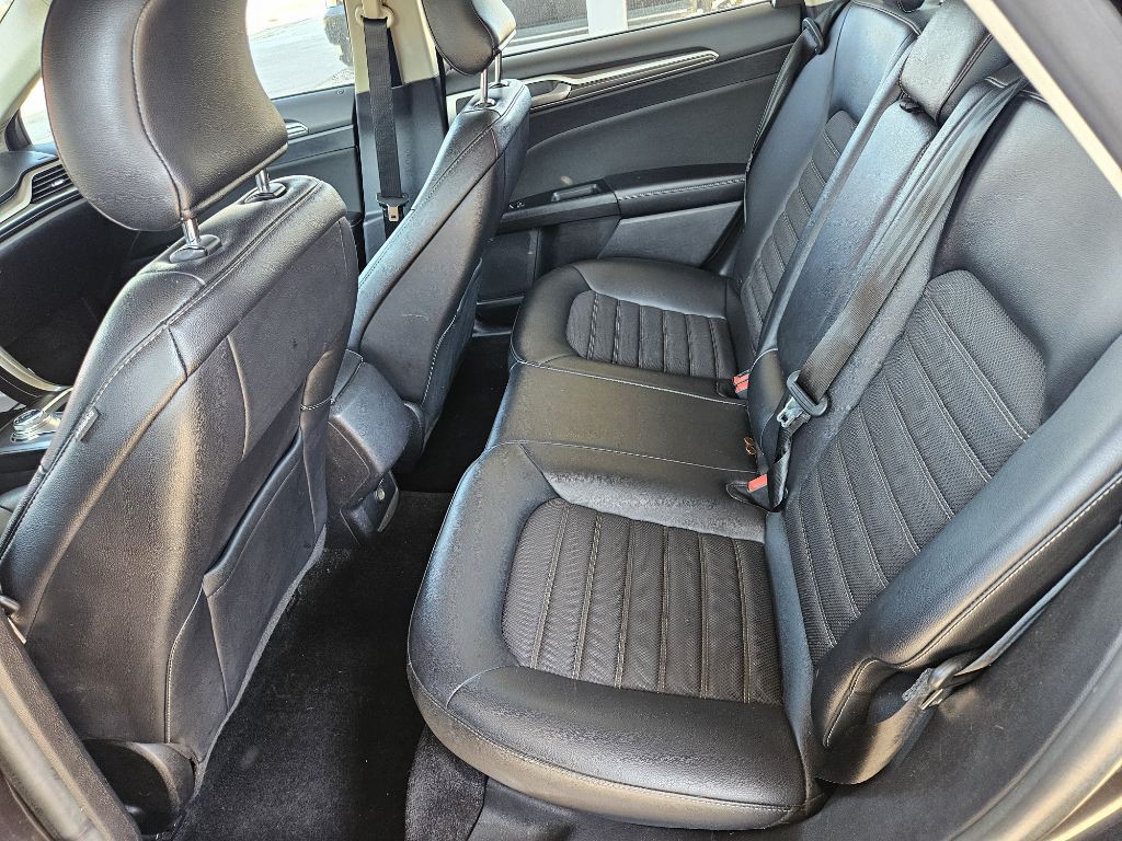 2017 Ford Fusion Image 8