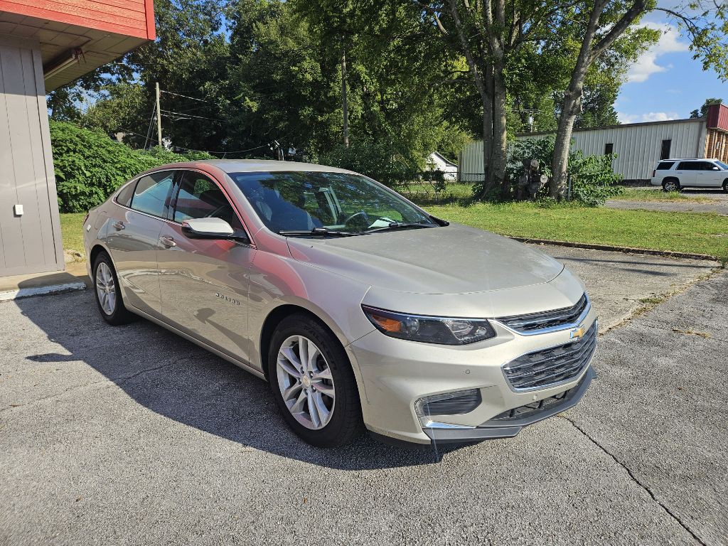 2016 Chevrolet Malibu Image 1