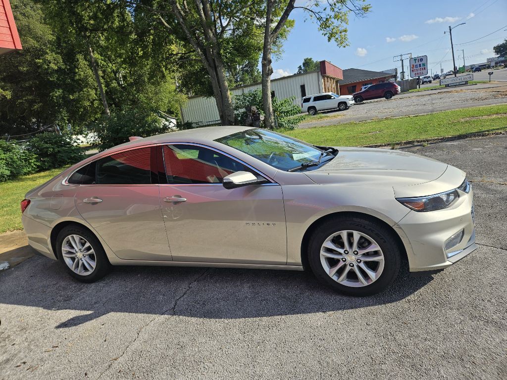 2016 Chevrolet Malibu Image 3