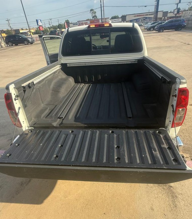 2017 Nissan Frontier Image 4
