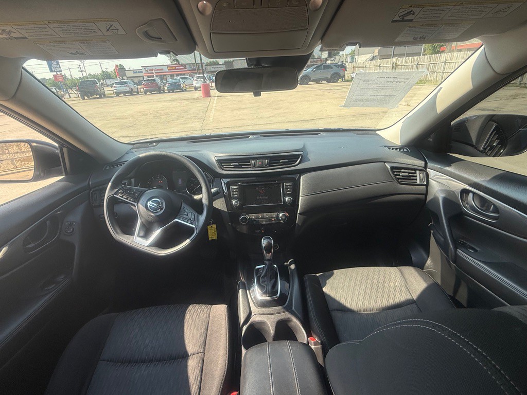 2020 Nissan Rogue Image 9