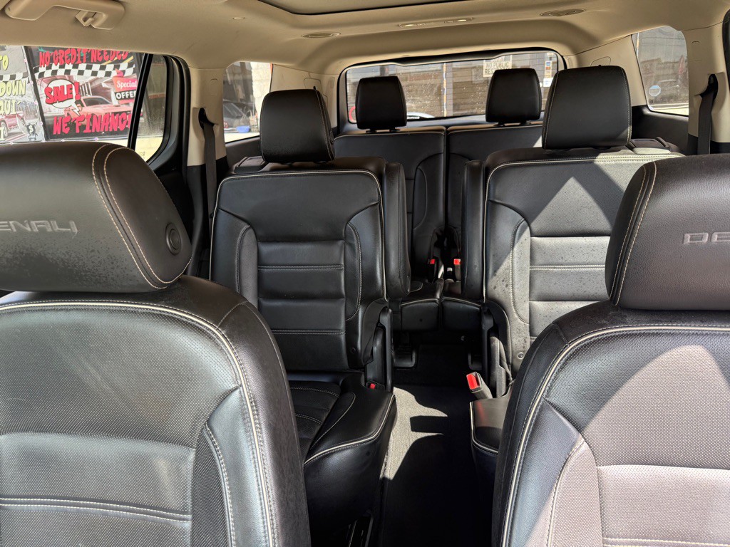 2018 GMC Acadia Image 8