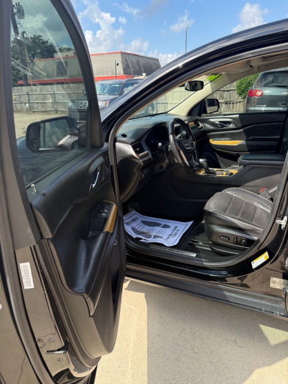 2018 GMC Acadia Image 3