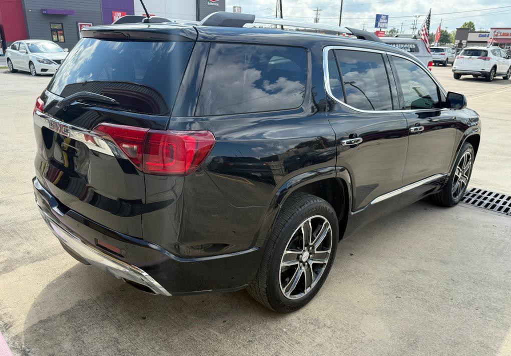 2018 GMC Acadia Image 6