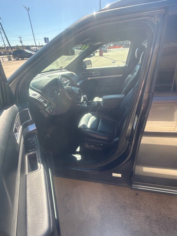 2017 Ford Explorer Image 5