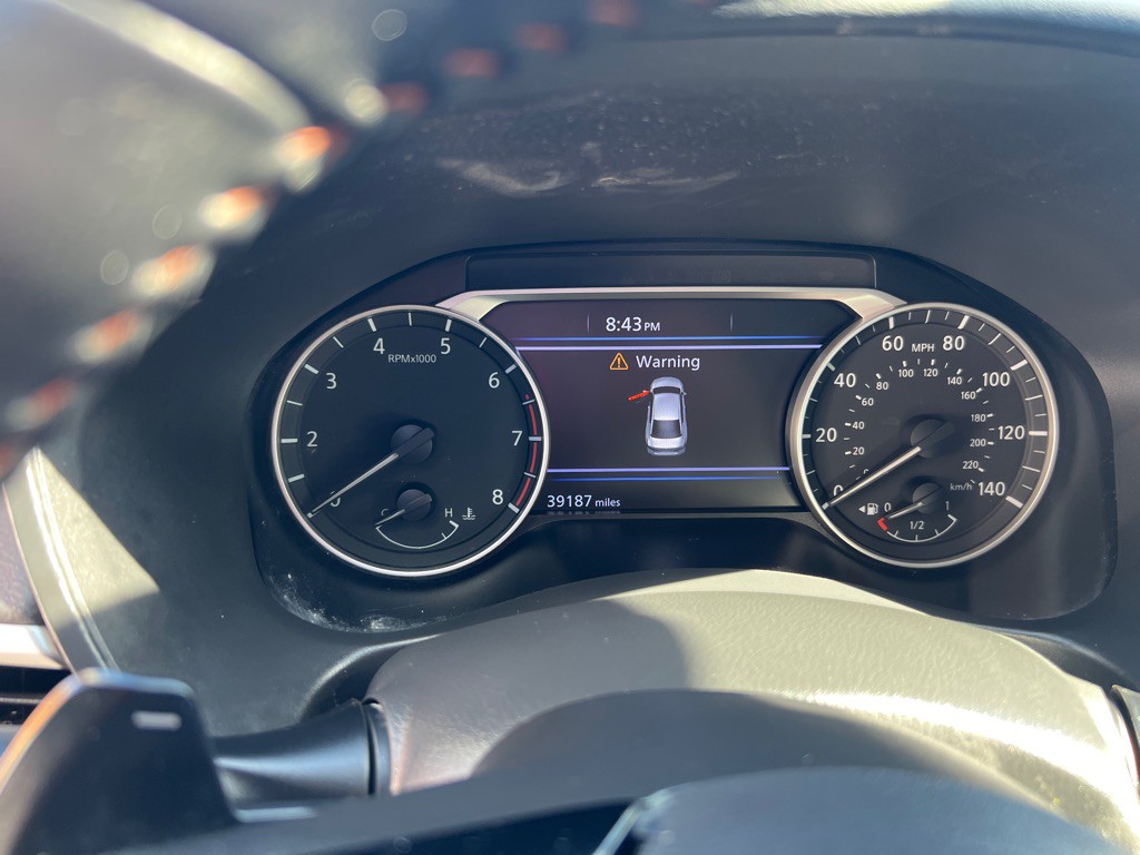 2021 Nissan Altima Image 5