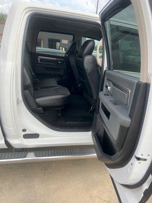 2018 RAM 1500 Image 3