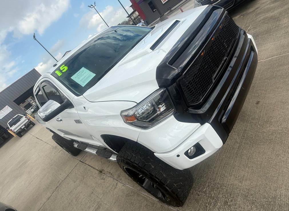 2015 Toyota Tundra Image 2