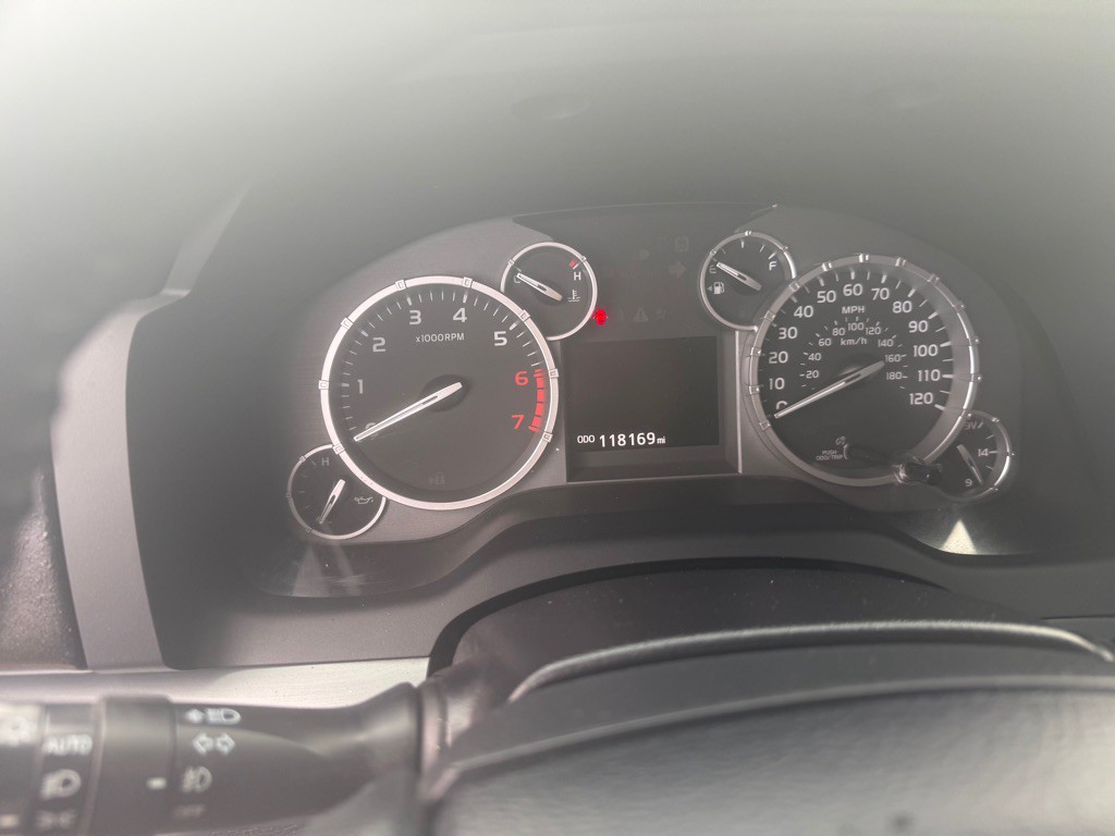 2015 Toyota Tundra Image 3