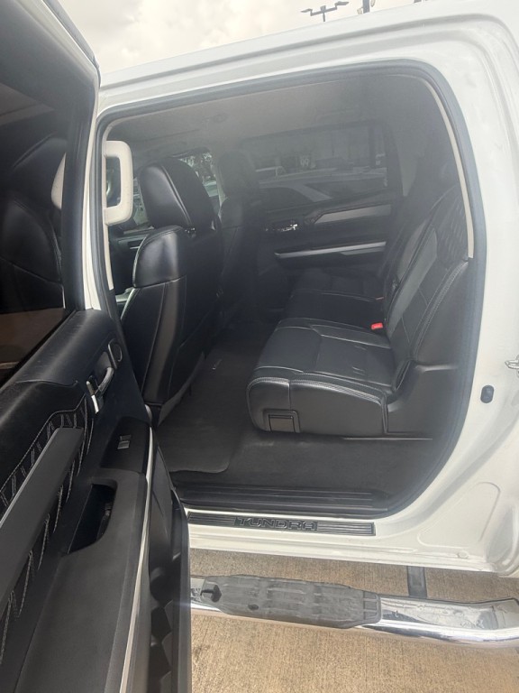 2015 Toyota Tundra Image 6