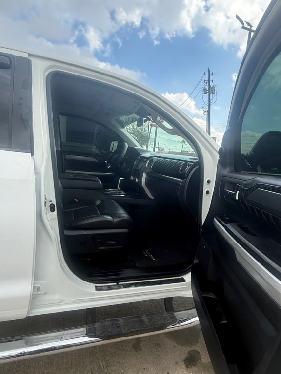 2015 Toyota Tundra Image 7