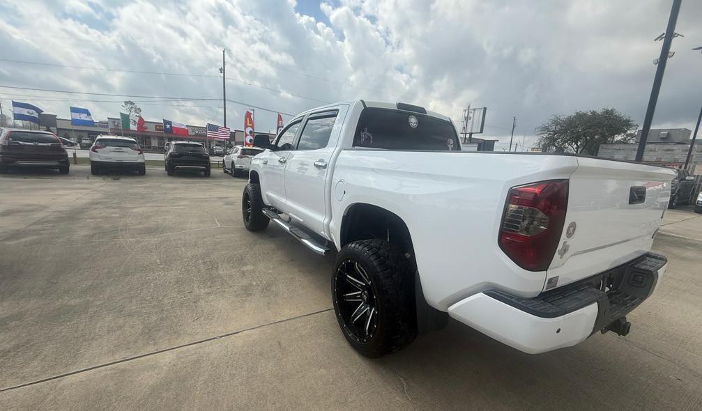 2015 Toyota Tundra Image 11