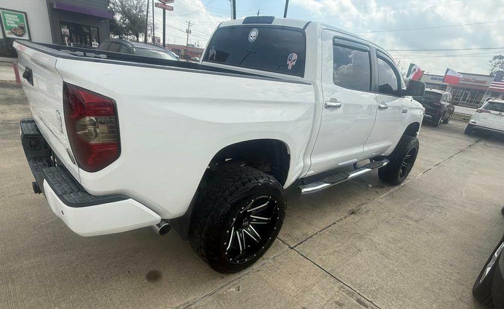 2015 Toyota Tundra Image 8