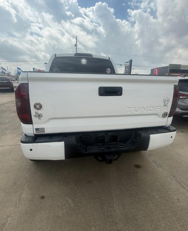 2015 Toyota Tundra Image 9