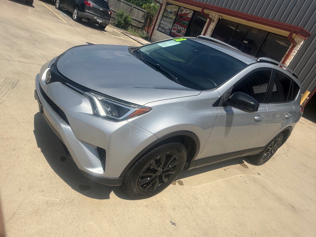 2018 Toyota Rav4 Image 5