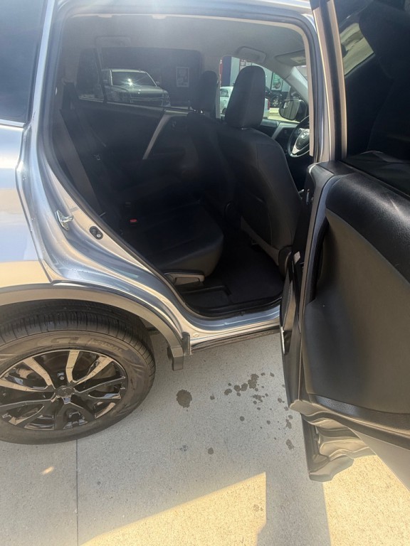 2018 Toyota Rav4 Image 8