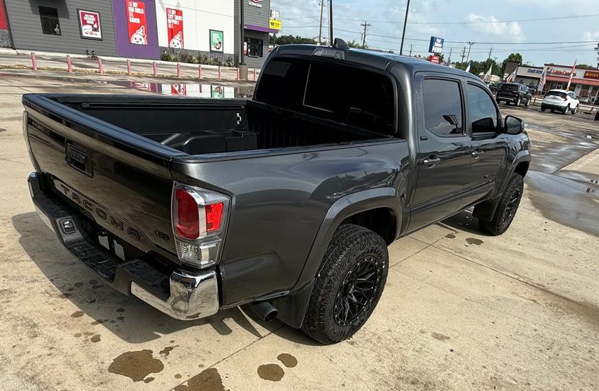 2023 Toyota Tacoma Image 3