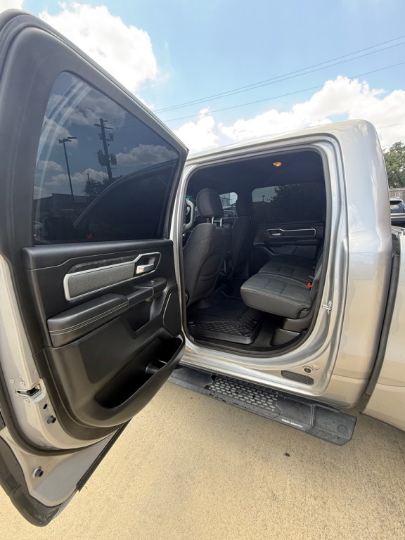 2021 RAM 1500 Image 5