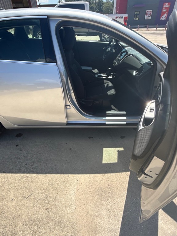 2019 Chevrolet Malibu Image 5