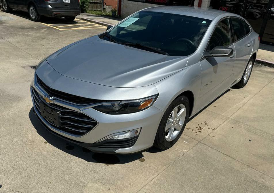2019 Chevrolet Malibu Image 1