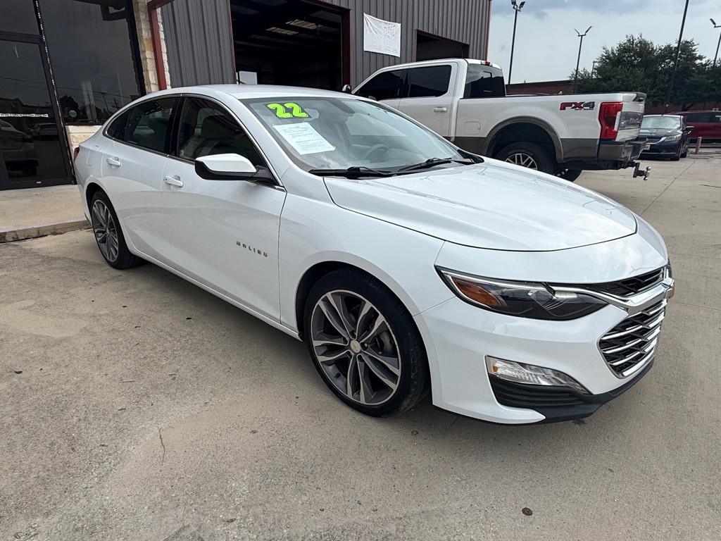 2022 Chevrolet Malibu Image 2