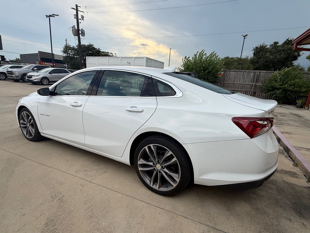 2022 Chevrolet Malibu Image 4