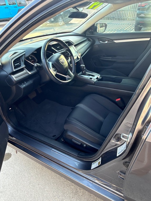 2019 Honda Civic Image 4