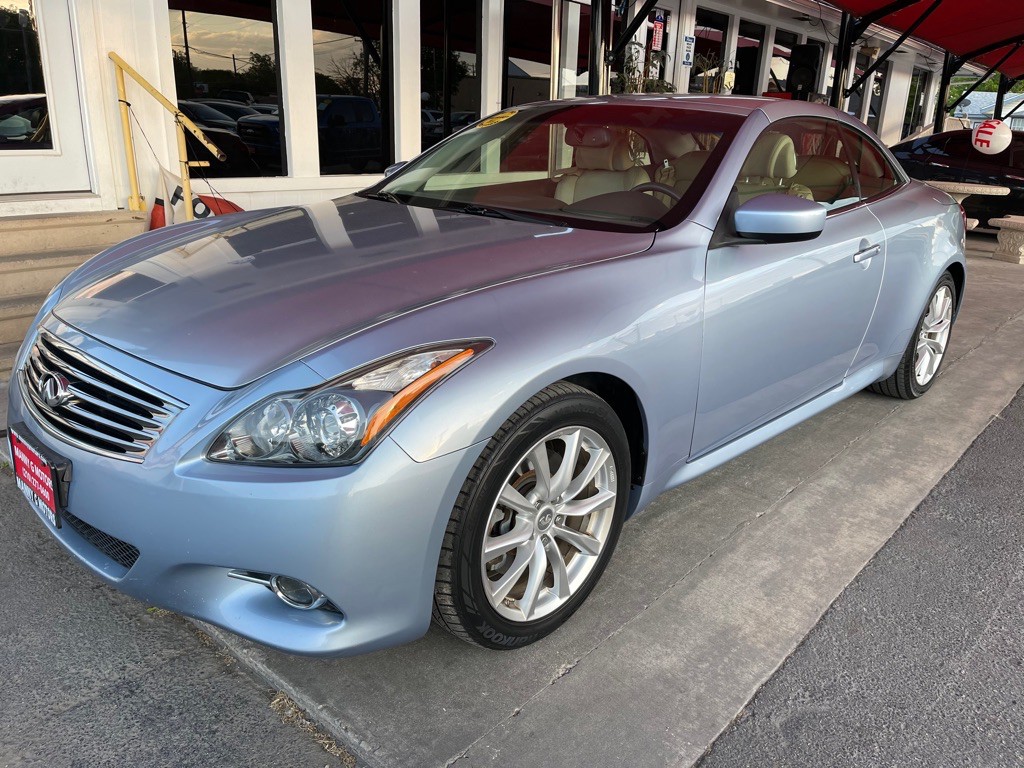 2012 INFINITI G37 Image 7