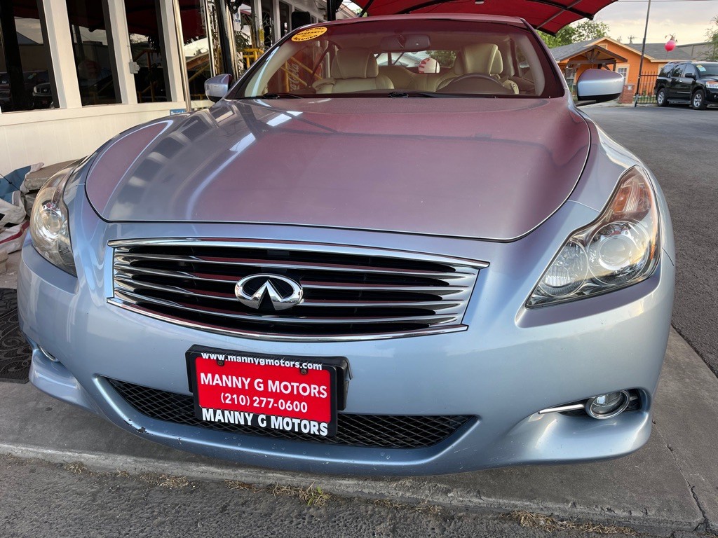 2012 INFINITI G37 Image 10