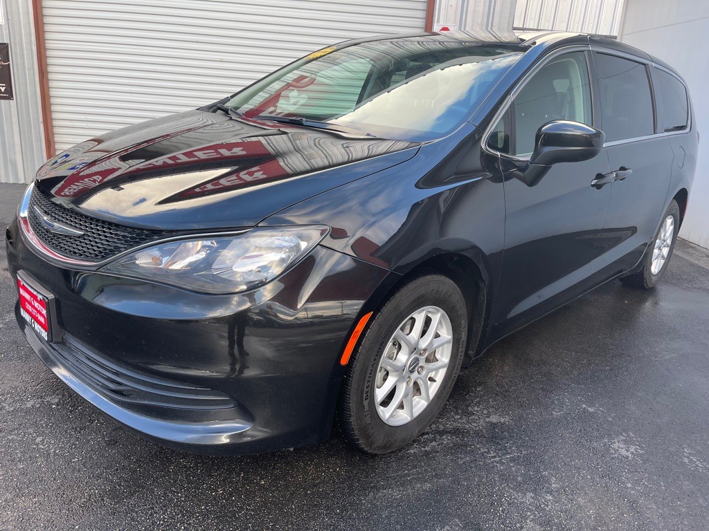 2018 Chrysler Pacifica Image 3