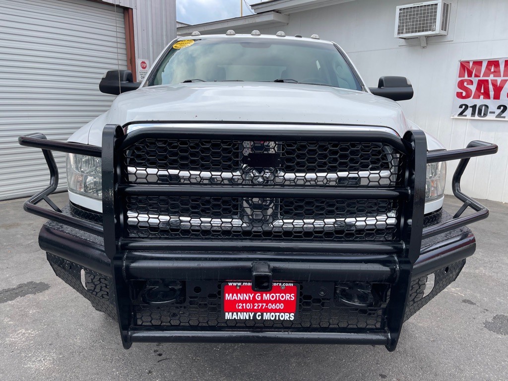 2018 RAM 3500 Image 4