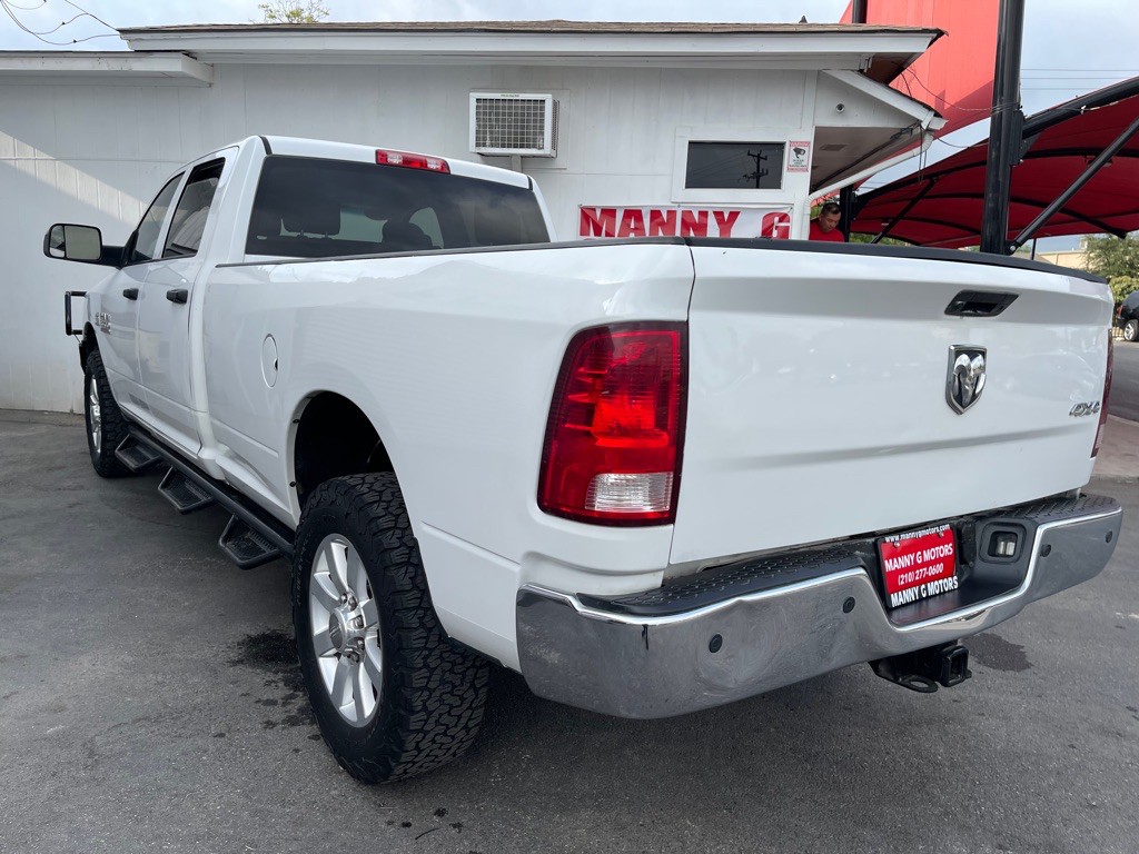 2018 RAM 3500 Image 11