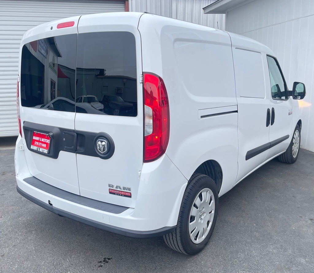2018 RAM Promaster Image 9