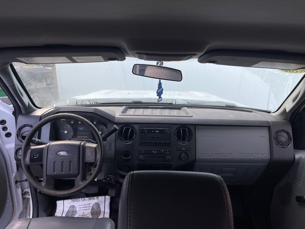 2013 Ford F-350 Image 10