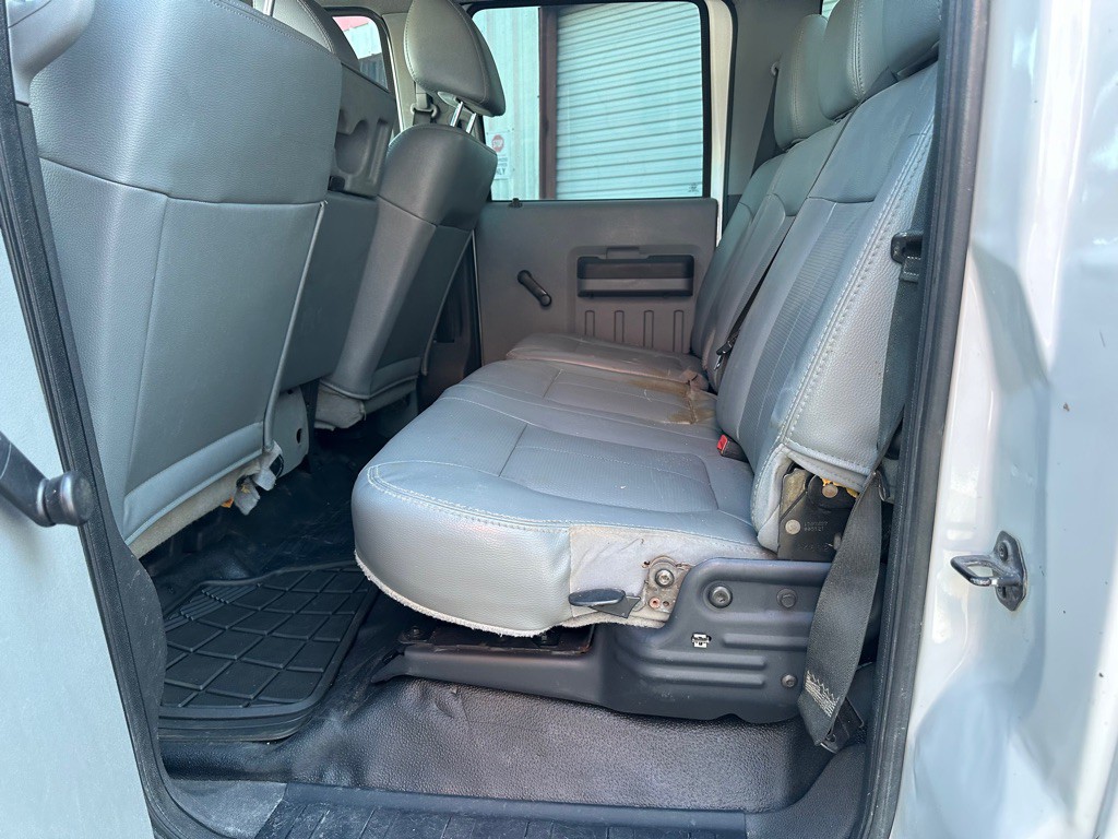 2012 Ford F-350 Image 6