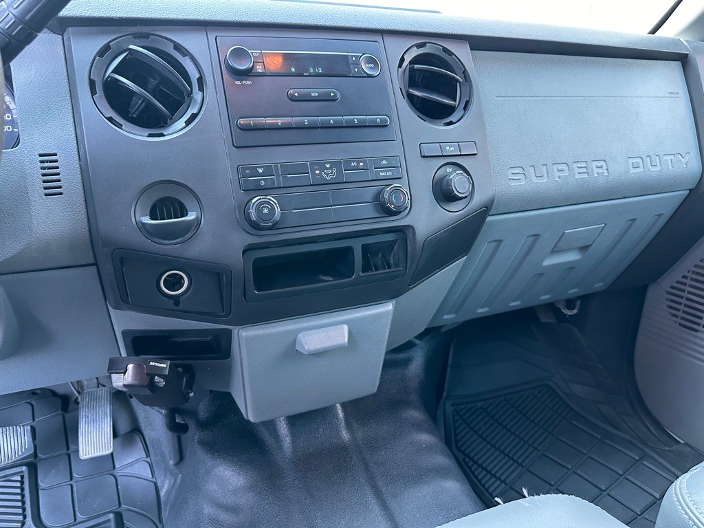 2012 Ford F-350 Image 10