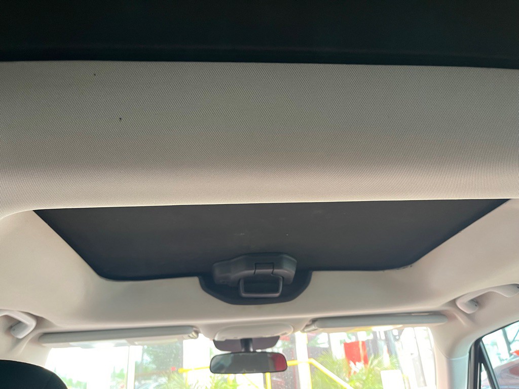 2015 Jeep Renegade Image 12