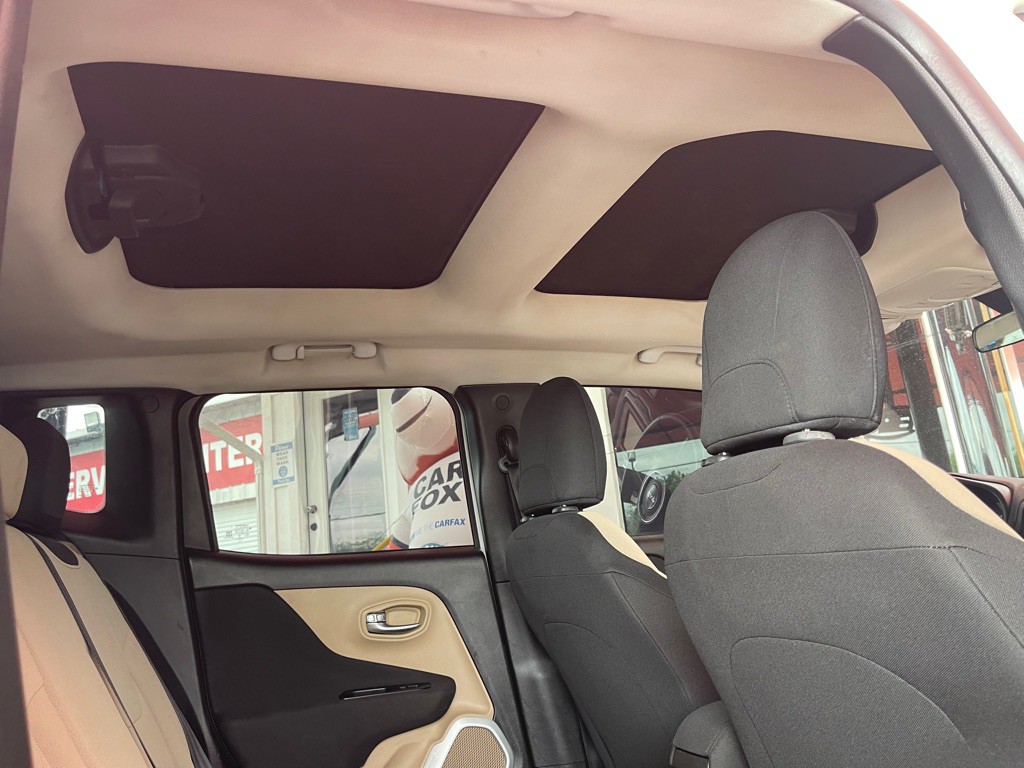 2015 Jeep Renegade Image 13