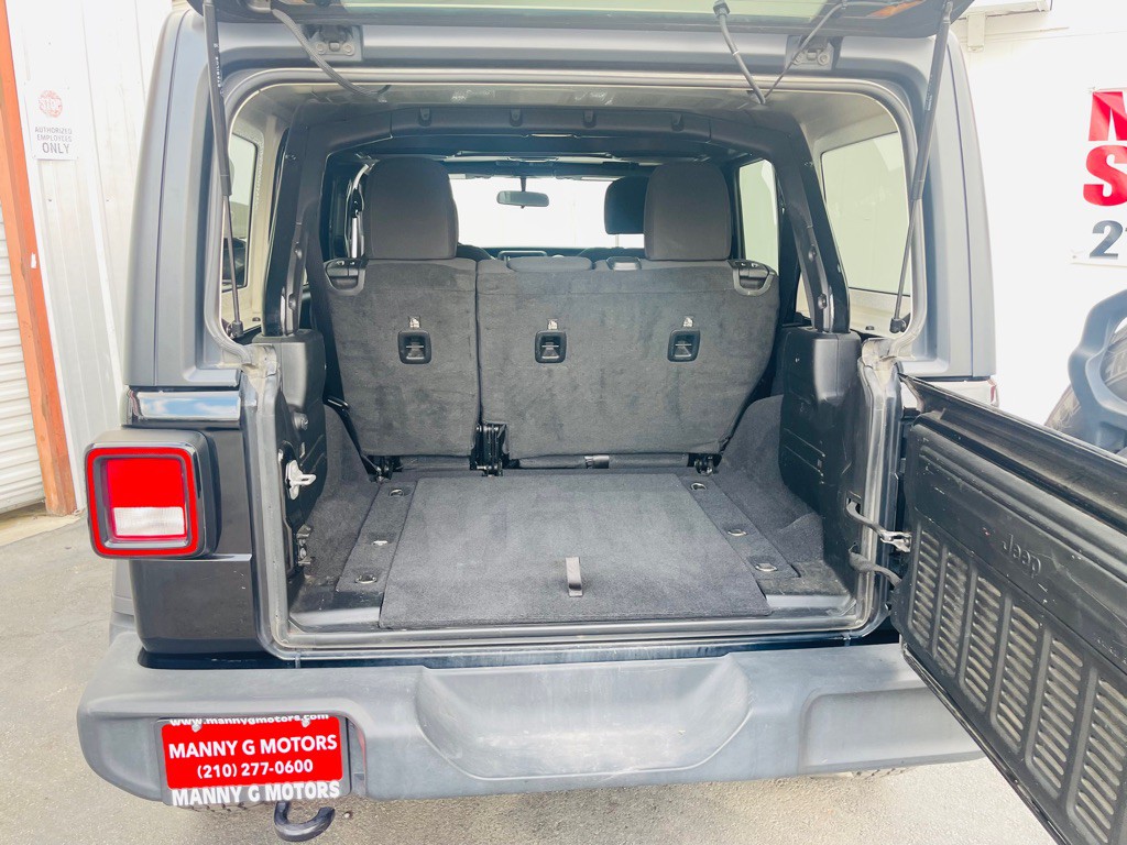 2021 Jeep Wrangler Unlimited Image 14