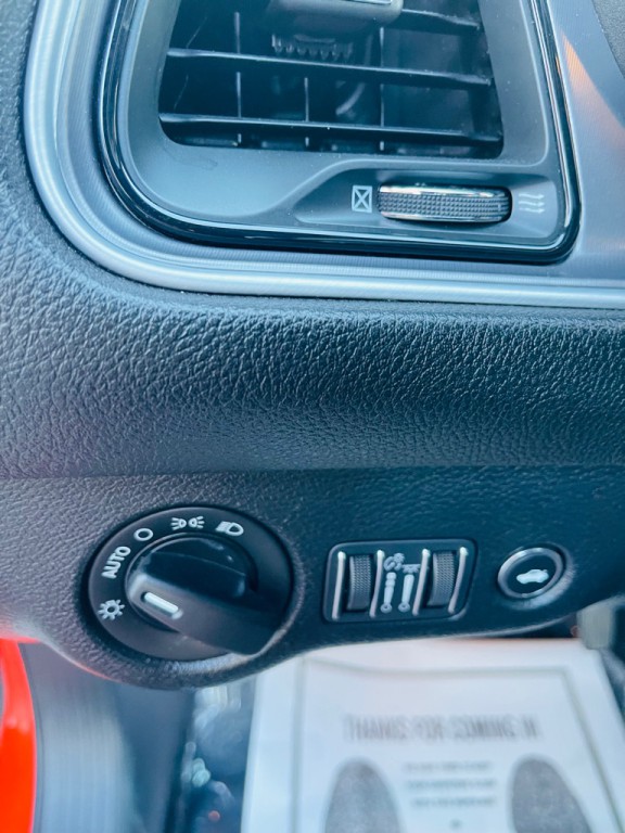 2020 Dodge Challenger Image 11