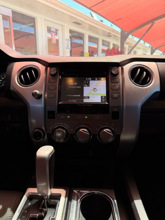 2019 Toyota Tundra Image 9